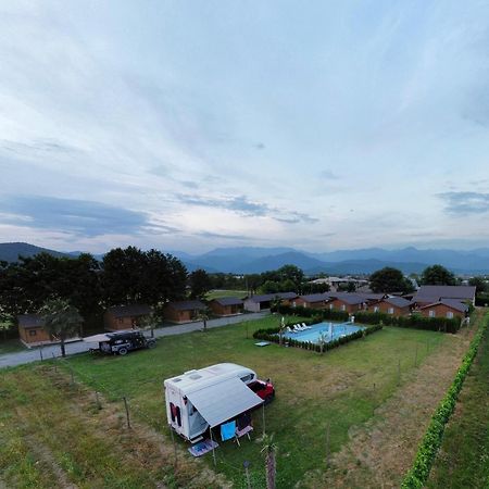 Finca Idoize Camping Hotel Akhmeta Extérieur photo