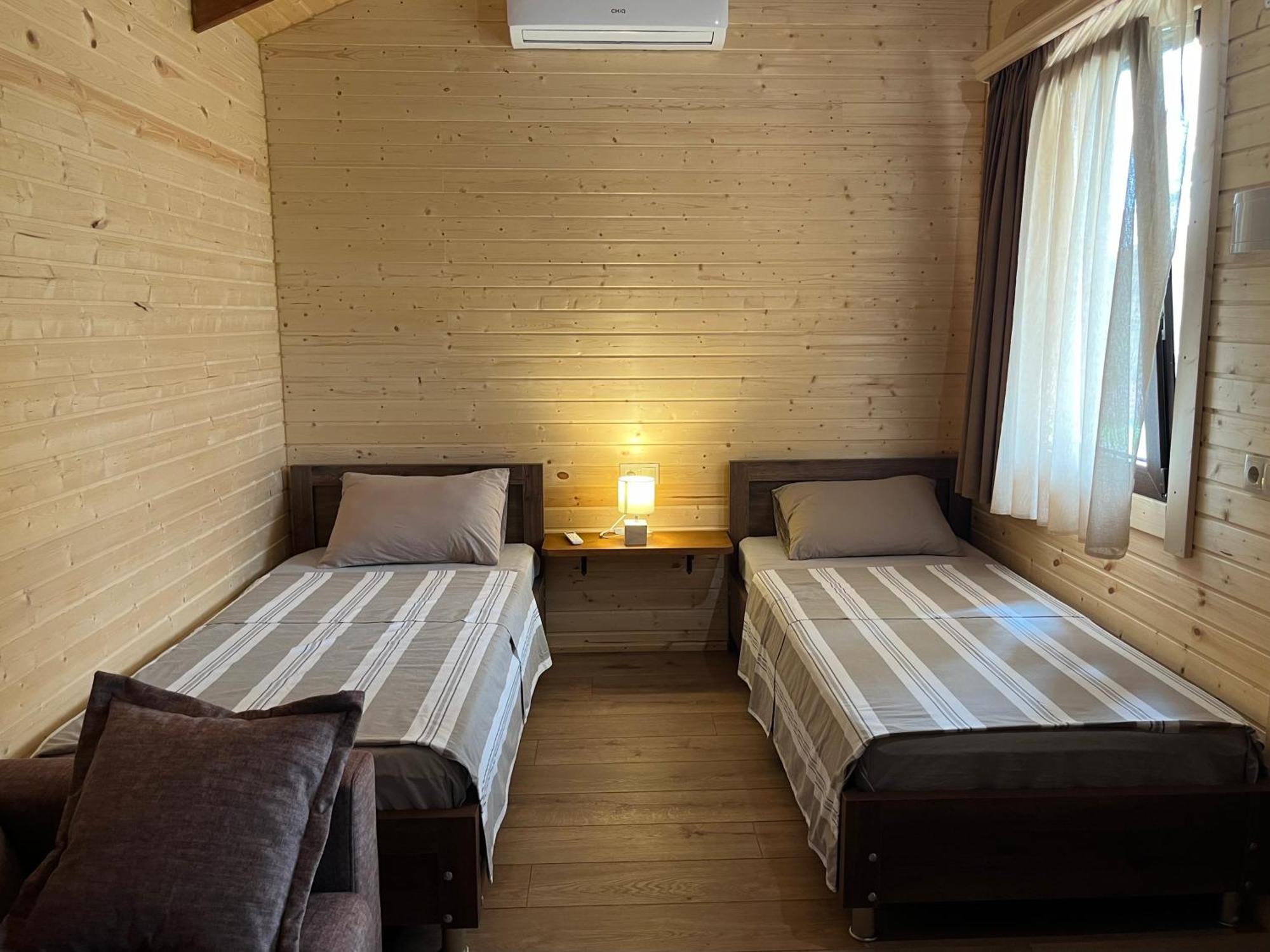 Finca Idoize Camping Hotel Akhmeta Extérieur photo